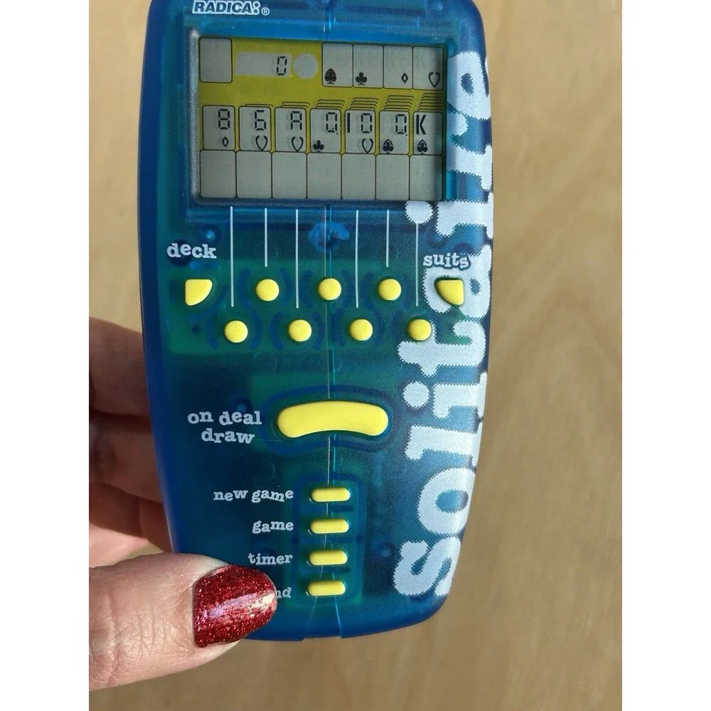 Radica Pocket Solitaire Electronic Handheld Game 2-in-1 Klondike Vegas Works